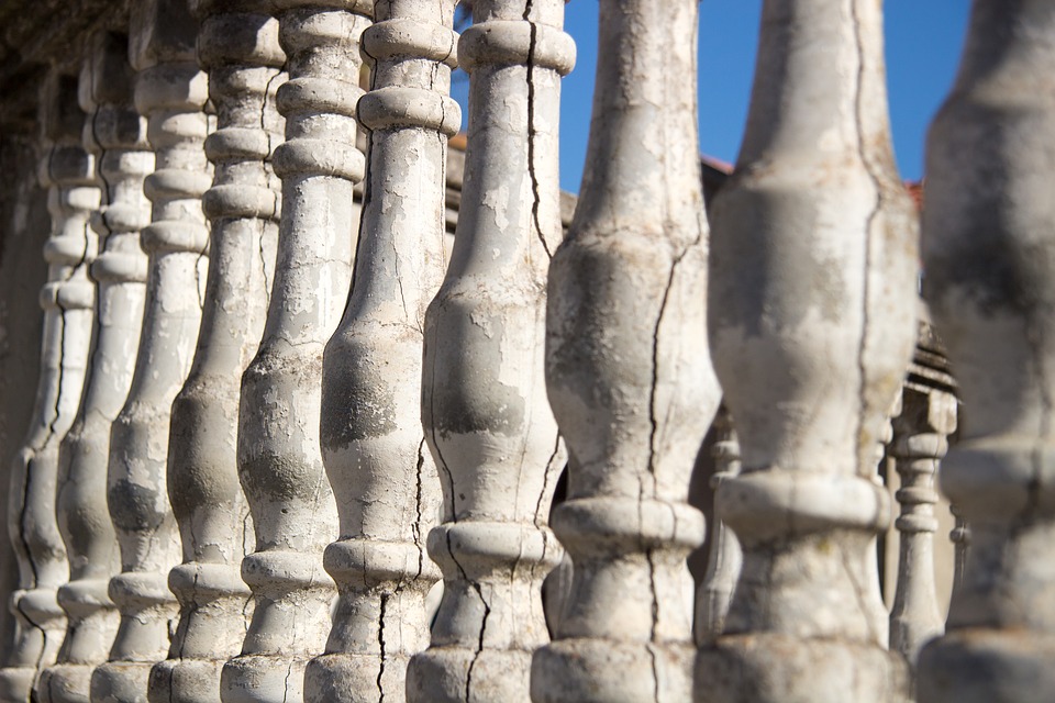 Step-like cracks 2